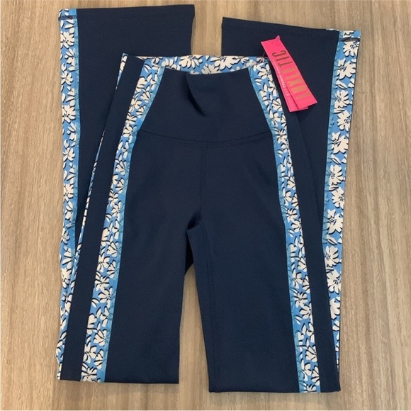 NWT Lilly Pulitzer Carpe Vita Flare Leggings Size XS Women's Navy Blue - Picture 9 of 9